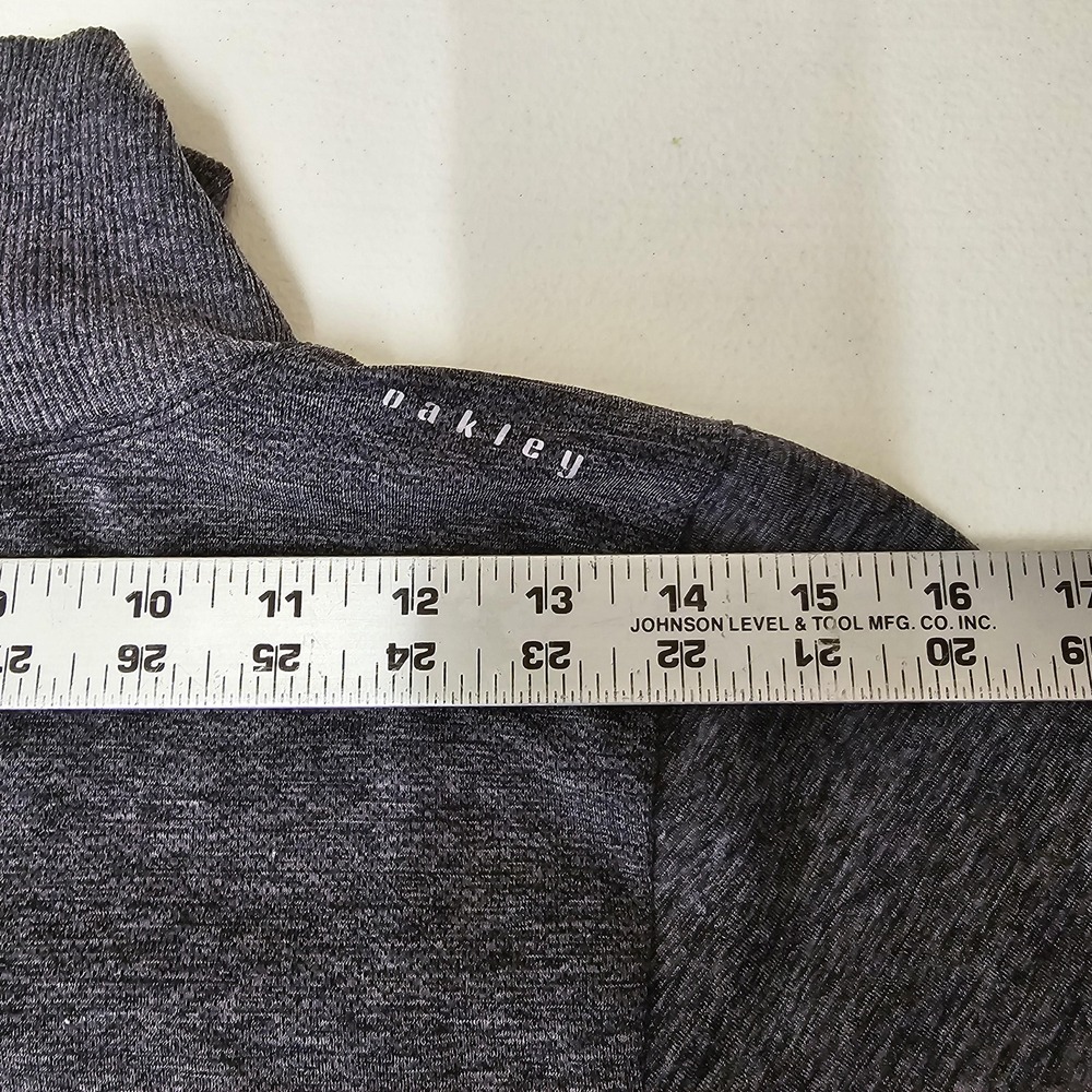Oakley Jacket Womens Small Gray Full Zip Thumb Holes Long Sleeve Athletic Top - Picture 6 of 10